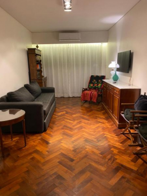 Tia Apartment/Retiro 4 amb, cerca Teatro Colon